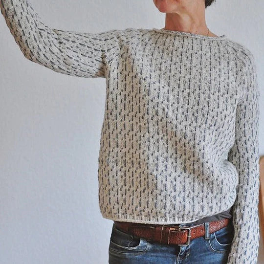 Schicke graue Strickjacke mit Rundhalsausschnitt