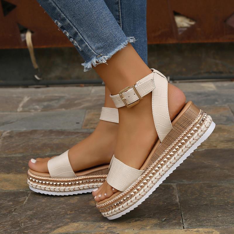 W&W Mode | Sommer Sandalen Mit Schnallenriemen Und Plateau