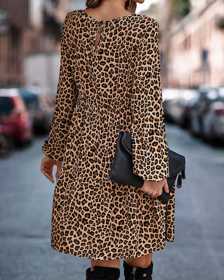 W&W Mode | Bequemen Langarm Kleid mit Leopardenmuster