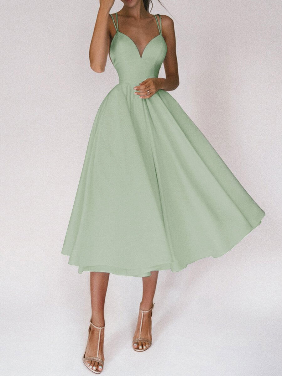W&W Mode Grace | Das elegante Trägerkleid mit V-Ausschnitt