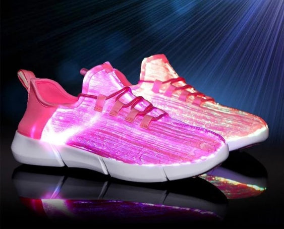 W&W Mode | Leuchtende Sneaker Mit Usb Aufladung