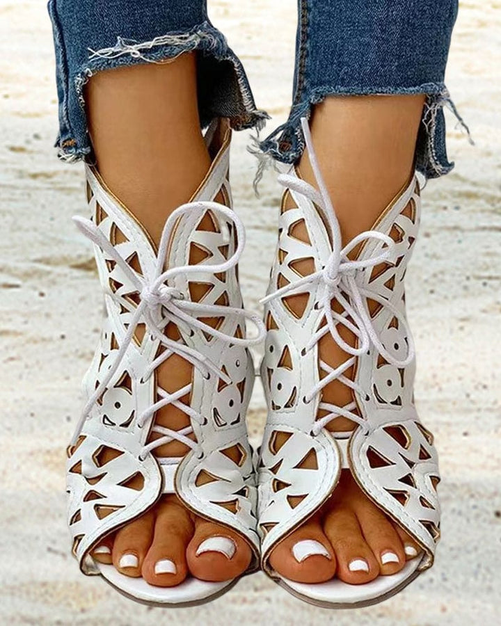 W&W Mode | Flache Sandalen Im Ethnischen Stil Mit Aussparung