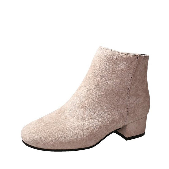 Damen Stiefeletten mit samtigem Obermaterial und komfortablem Blockabsatz W&W Mode