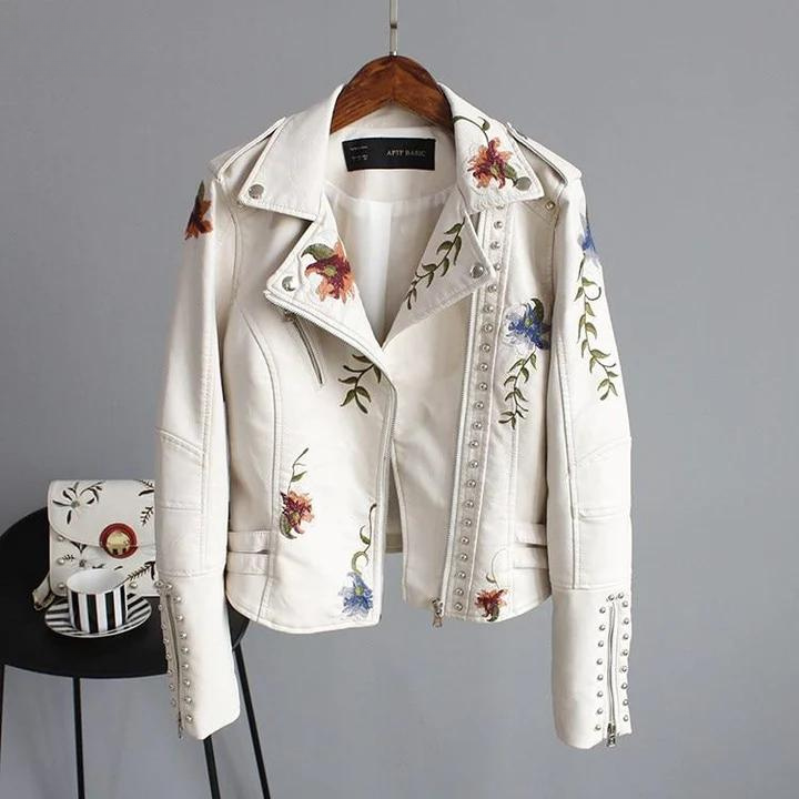 W&W Mode | Lederjacke - Everlasting Chic -Zeitlose Eleganz und Stil für Damen