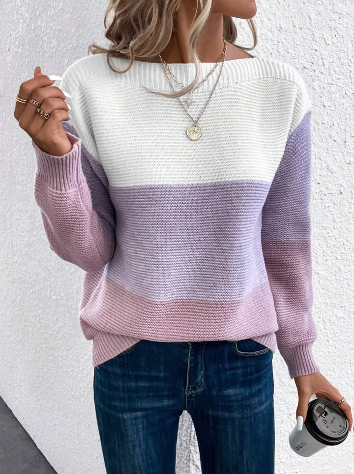 – Eleganter dreifarbiger Pullover
