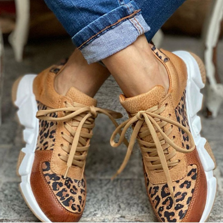 W&W Mode | Sneakers mit Leopardenmuster