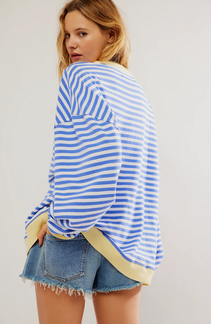 W&W Mode | Oversize Pullover mit farbenfrohen Streifen