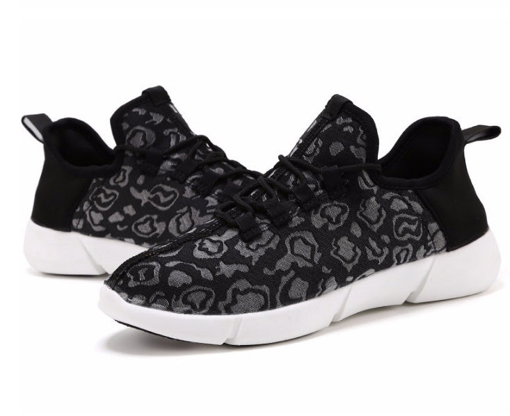W&W Mode | Leuchtende Sneaker Mit Usb Aufladung