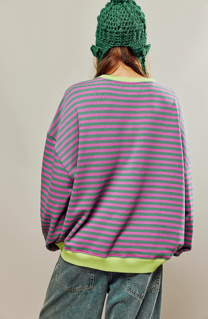 W&W Mode | Oversize Pullover mit farbenfrohen Streifen