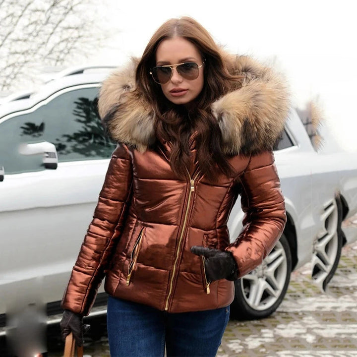 W&W Mode - Paris -Stylische Jacke mit Kunstfellfutter, Kapuze und Kragen
