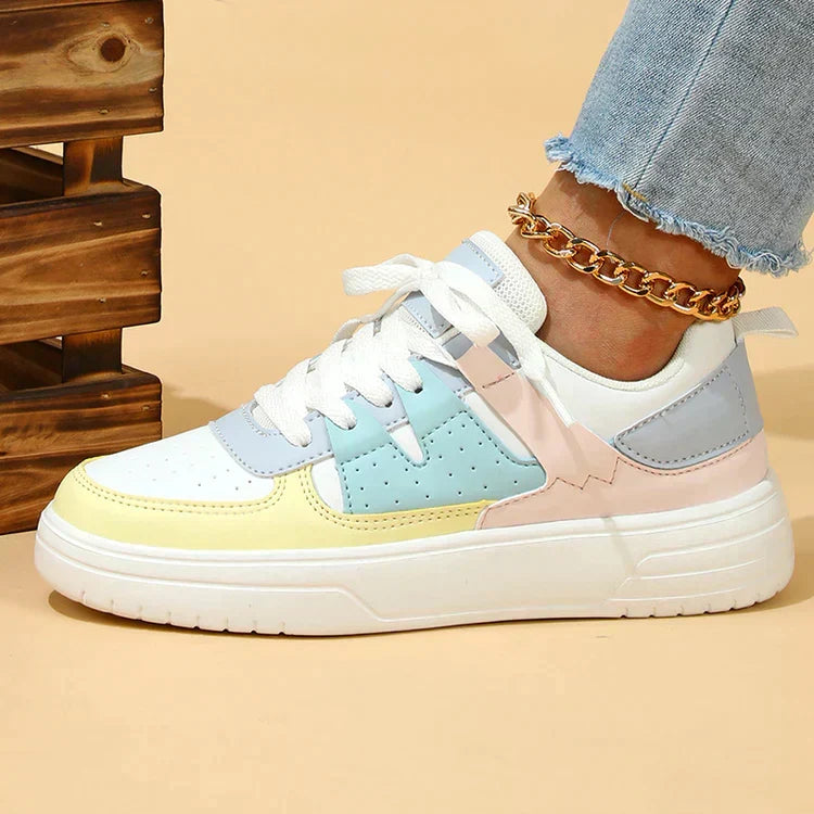 W&W Mode | Mehrfarbige Schnürschuhe