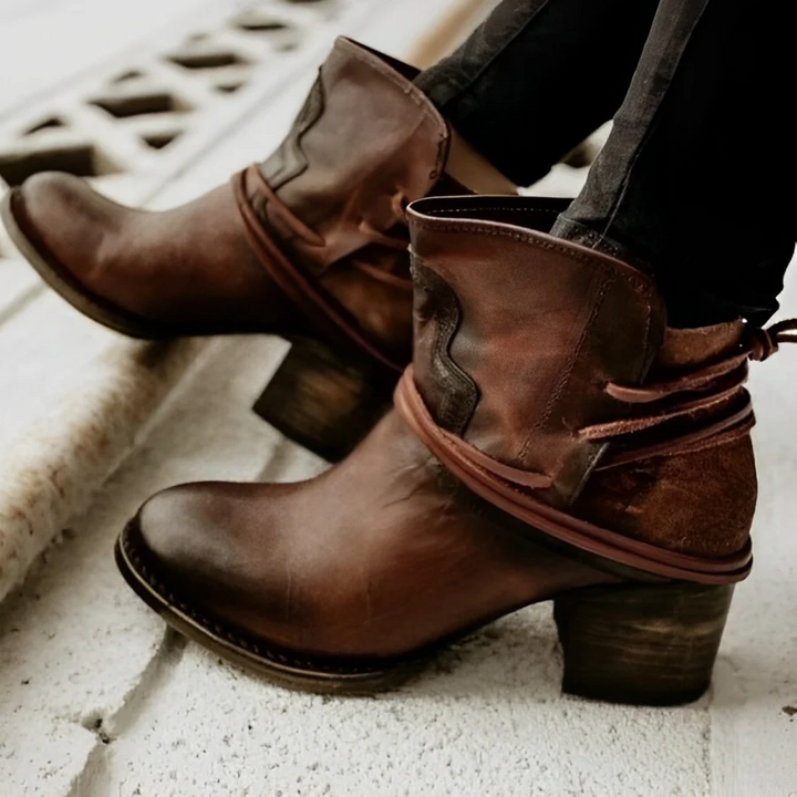 W&W Mode | Damen Western Ankle Boots mit Wickelschnürung, Gewaschenes Leder, Dicke Absätze