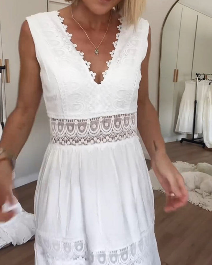 Anna™ - Kleid mit V-Ausschnitt