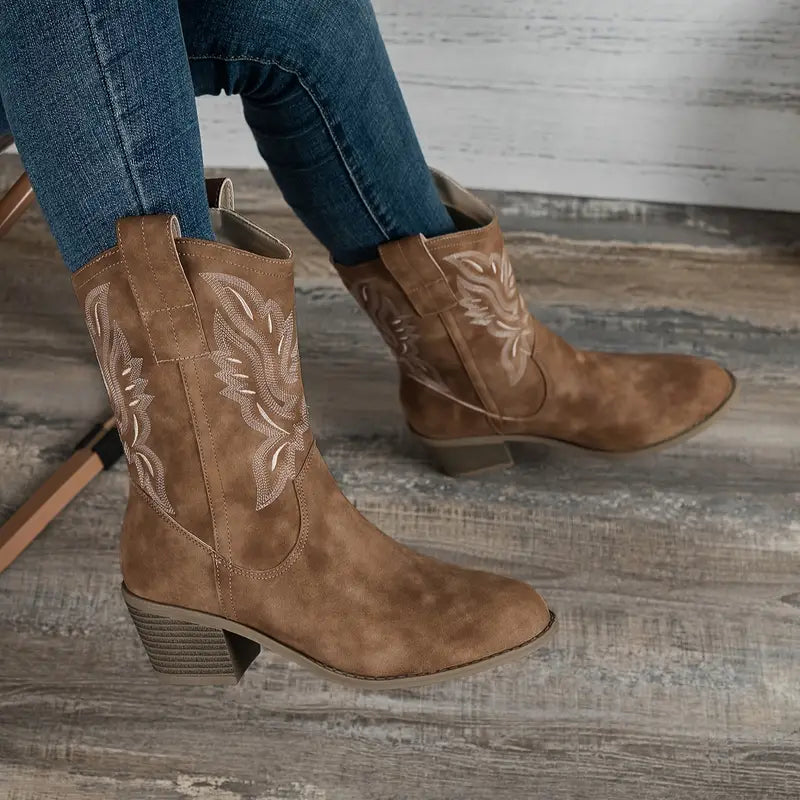 Damen-Lederstiefeletten mit kräftigem Absatz und weichem Innenfutter
