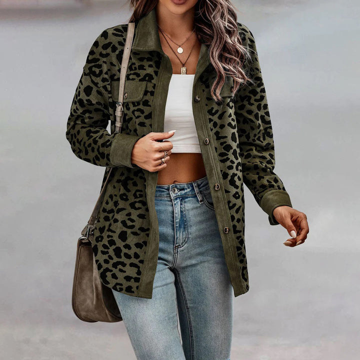 W&W Mode | Stilvolle Damenjacke mit Leopardenmuster