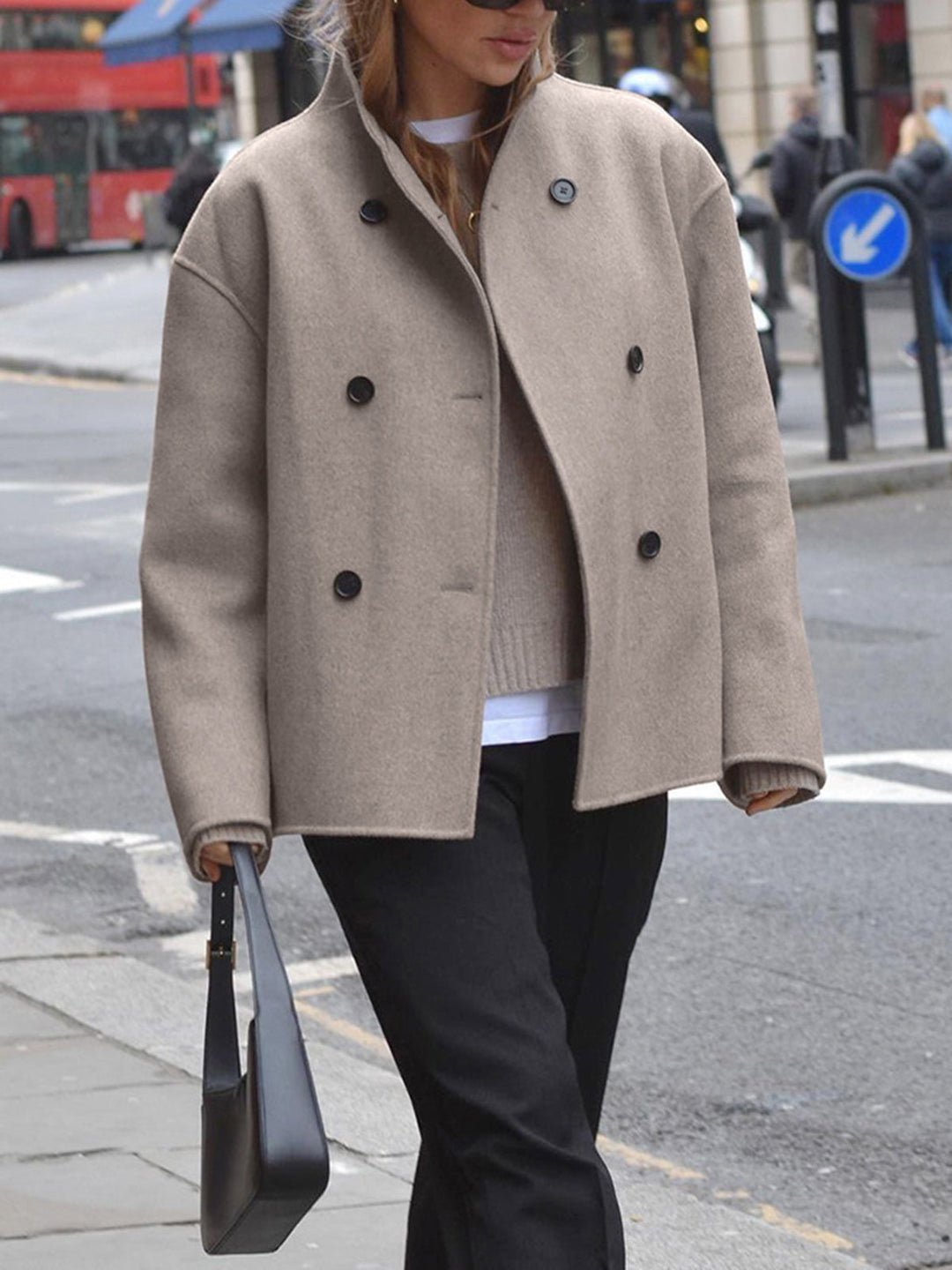 W&W Mode | Damenjacke - beige kurze Wolljacke mit Stehkragen und Knopfverschluss