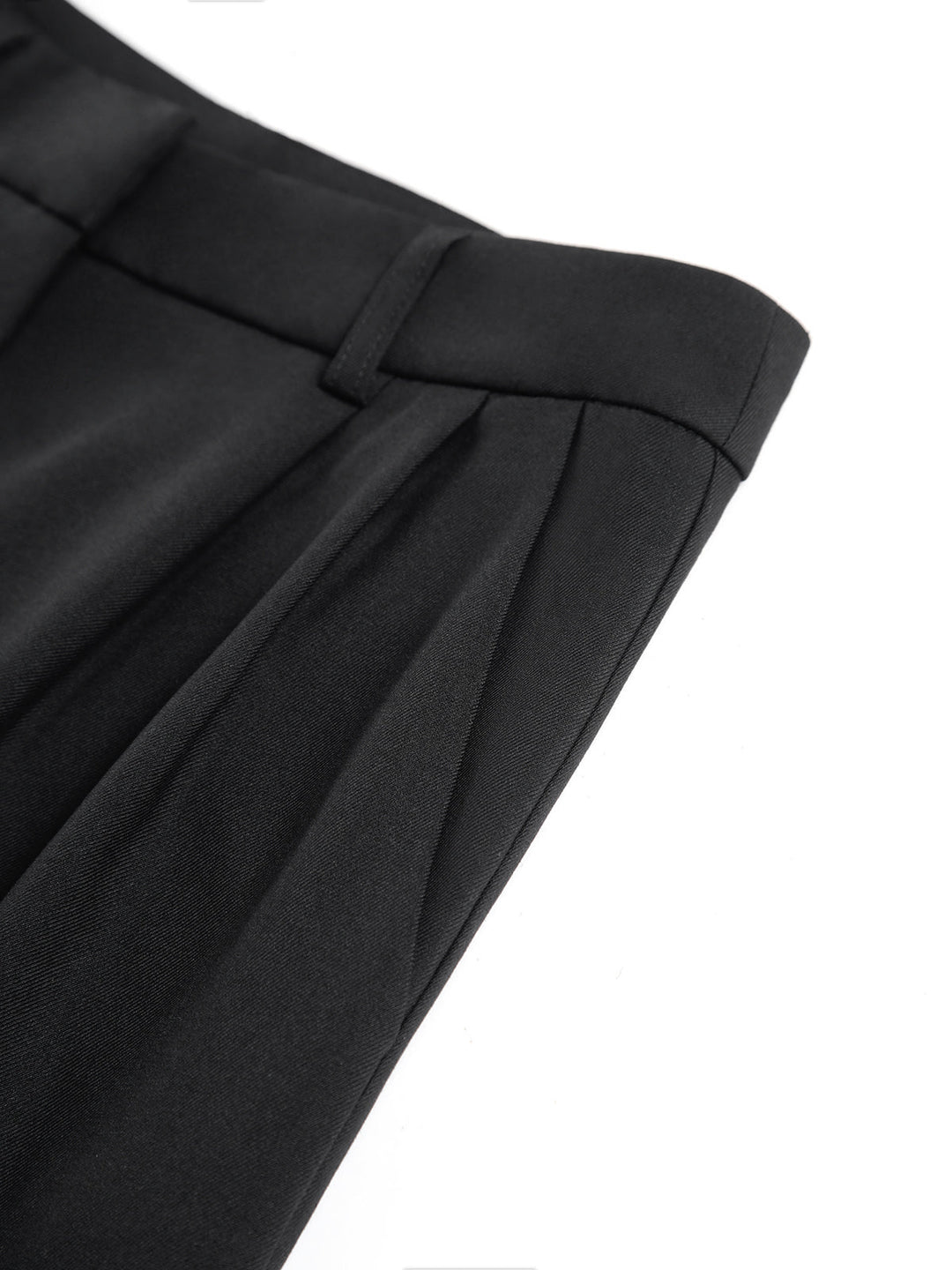 W&W Mode | geschnittene Hose mit fließender Silhouette und weichem, atmungsaktivem Stoff für Frauen