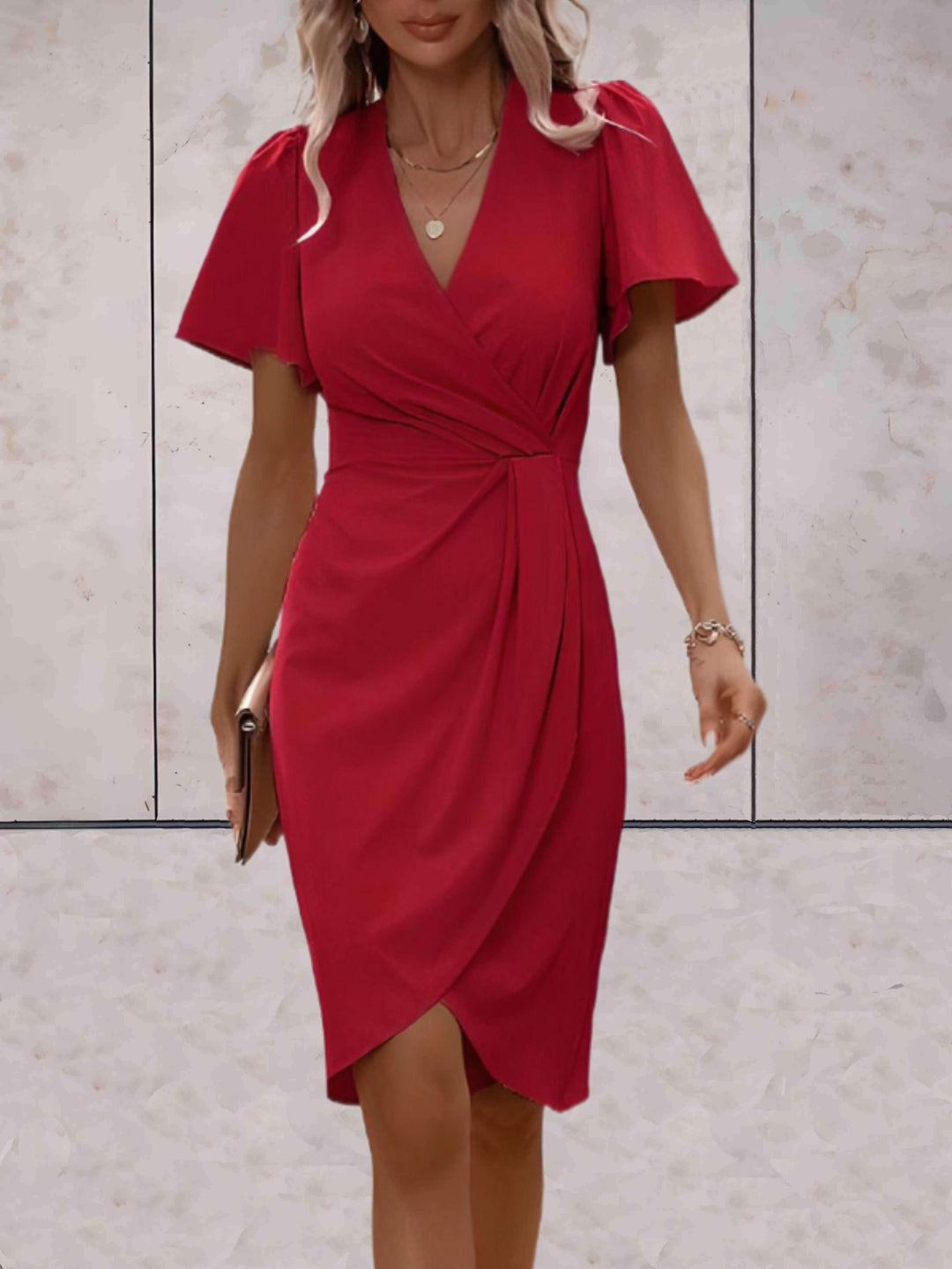 W&W Mode | Eng anliegendes Kleid mit ausgestellten Ärmeln für Frauen