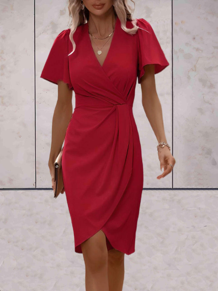 W&W Mode | Eng anliegendes Kleid mit ausgestellten Ärmeln für Frauen