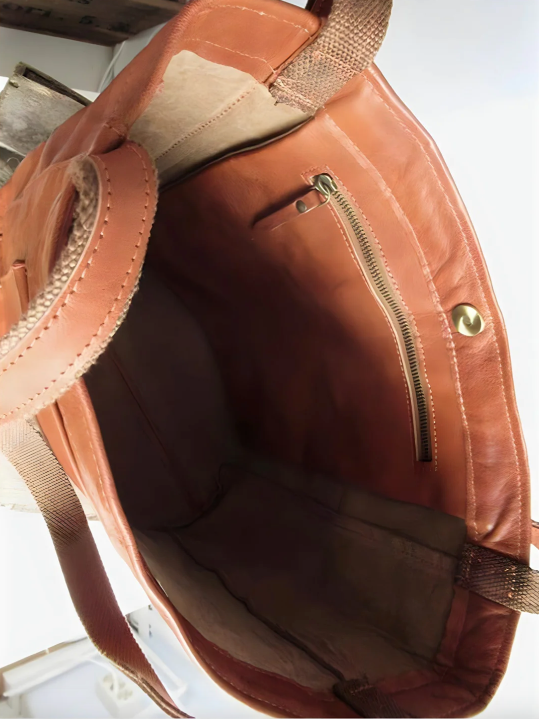 W&W Mode | Handgefertigte stilvolle Ledertasche - Luxus und Funktionalität