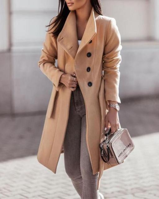 W&W Mode Wintertrend: Eleganter Damenmantel mit Gürtel