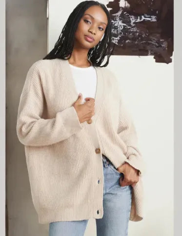 W&W Mode | Stilvolle Kaschmir-Strickjacke