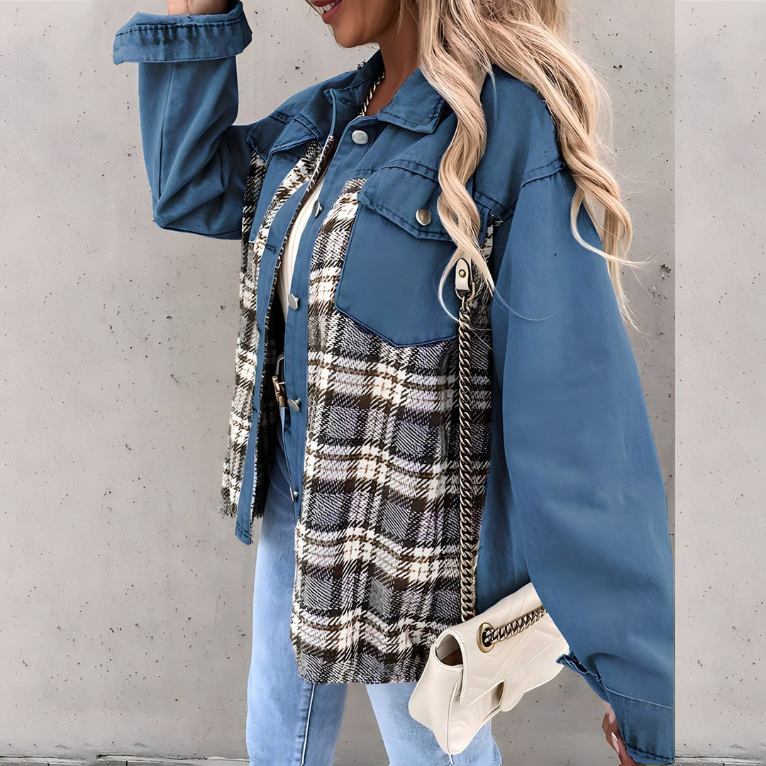 Langärmelige karierte Jacke