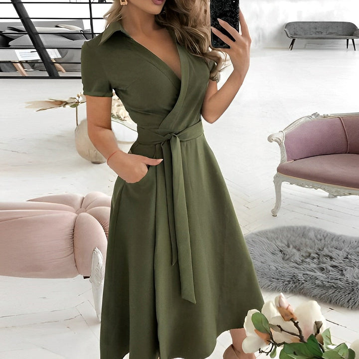 W&W Mode | A-Linien-Kleid mit V-Ausschnitt