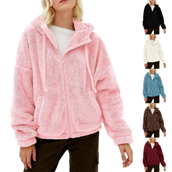 Damen Flauschige Kapuzenjacke mit praktischen Taschen und Reisverschluss W&W Mode