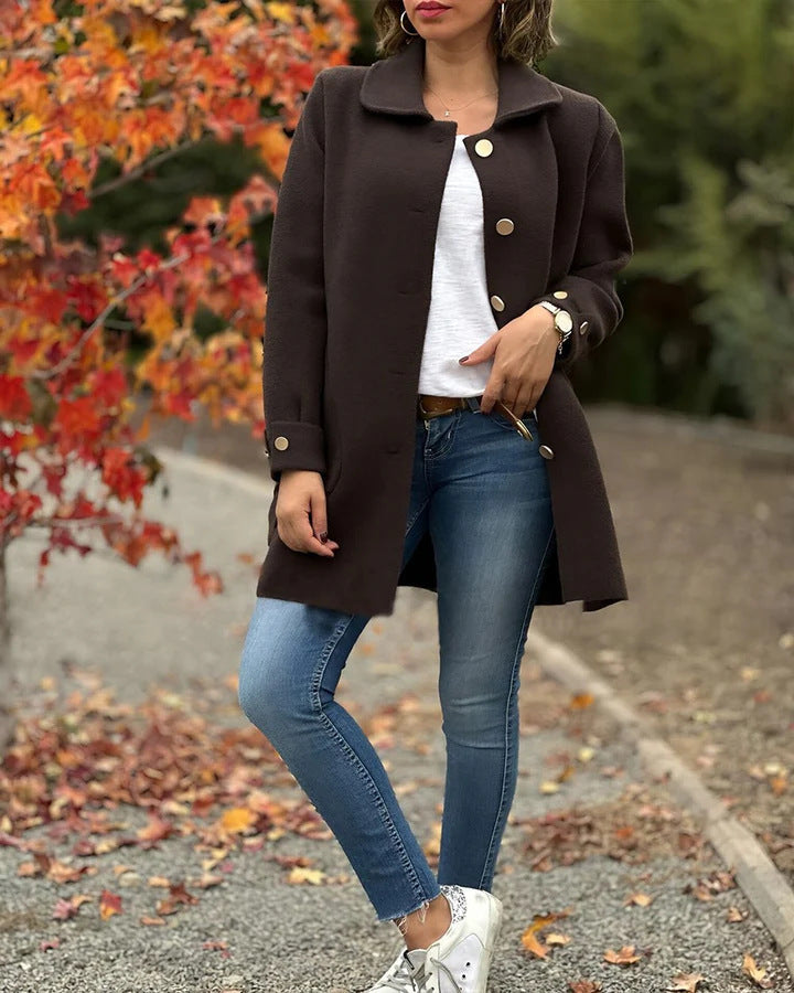 Damen gemütlicher Oversized-Mantel mit großen Taschen und Knopfdetails W&W Mode