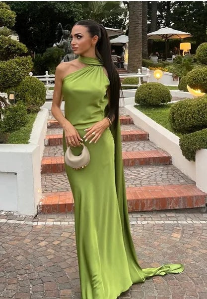 Damen Maxikleid mit asymmetrischem Schnitt und fließendem Stoff W&W Mode