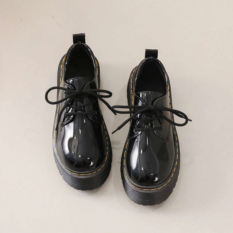 Damen Chunky Schnürschuhe mit robustem Profil und modischem Design W&W Mode