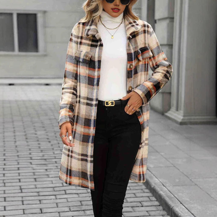Damen Karierter Oversized-Wintermantel mit praktischen Taschen und Knopfdetail W&W Mode
