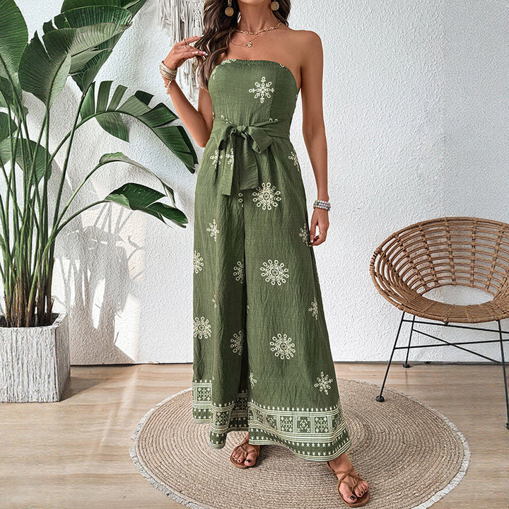 Damen Jumpsuit mit schulterfreiem Design und elegantem Bindegürtel W&W Mode