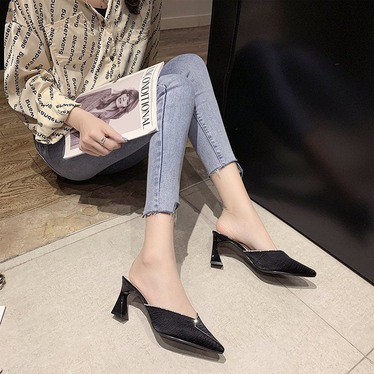 Damen elegante Mules mit spitzem Zehenbereich und schickem Glanz W&W Mode