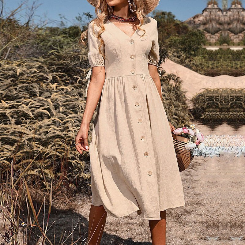 Damen Midi-Kleid mit tailliertem Schnitt und modernen Knopfdetails W&W Mode