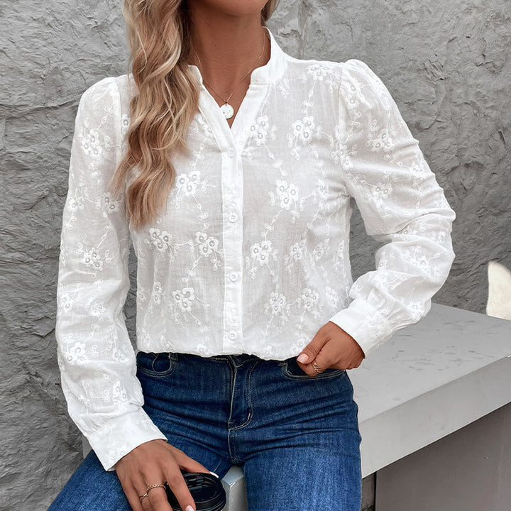 Damen Bluse mit elegantem floralem Lochmuster W&W Mode