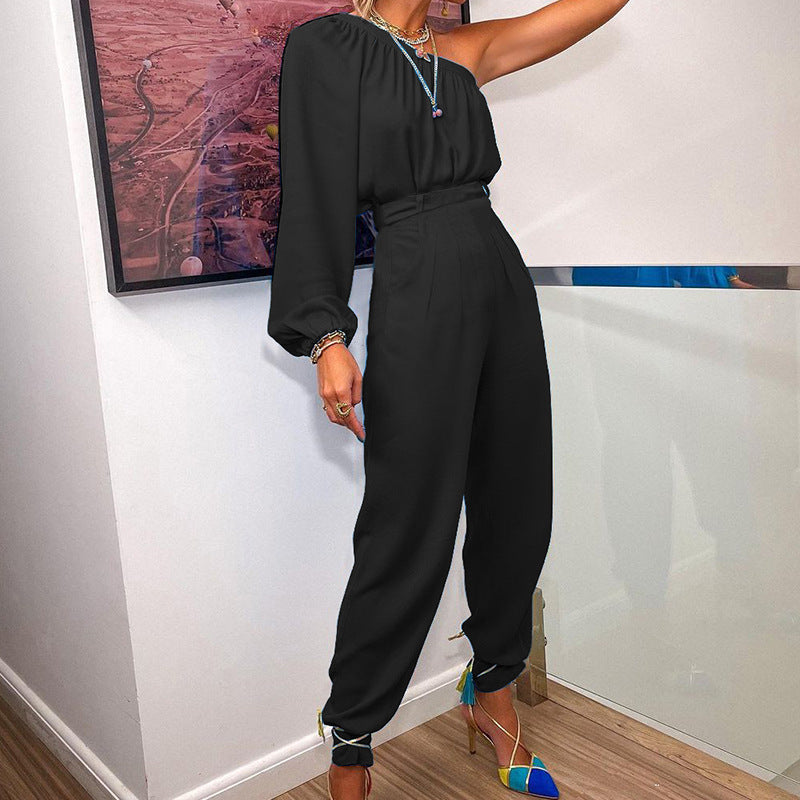 Damen Einteiler mit asymmetrischem Schnitt und eleganten Puffärmeln W&W Mode