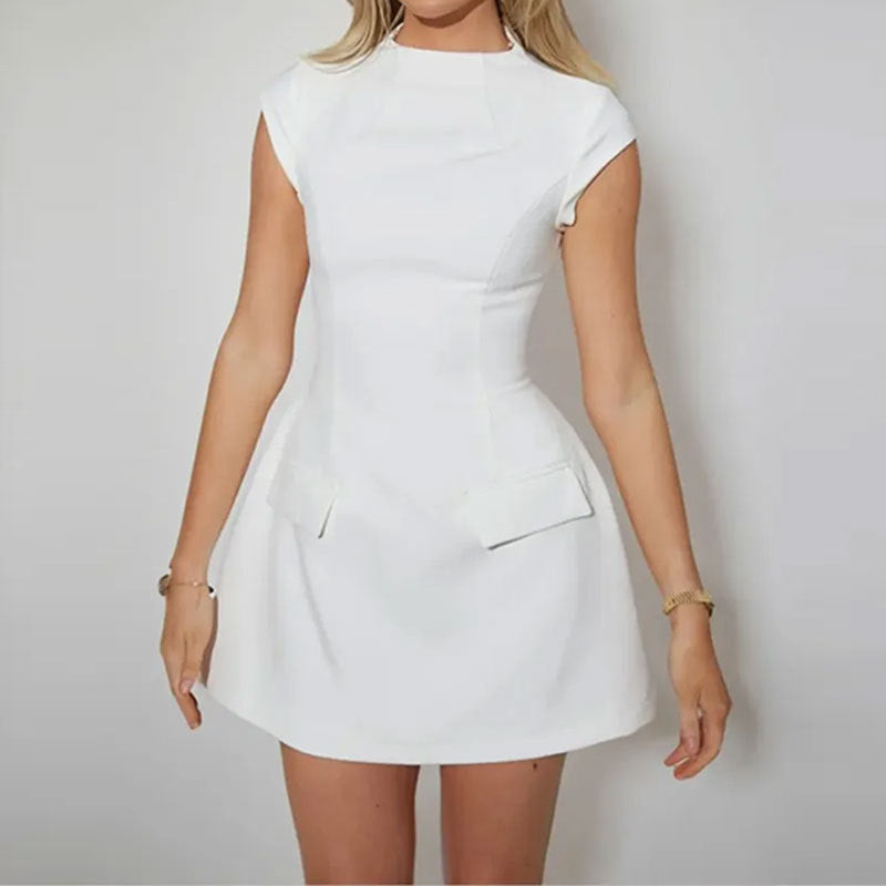 Damen Minikleid mit strukturiertem Oberteil und praktischen Taschen W&W Mode