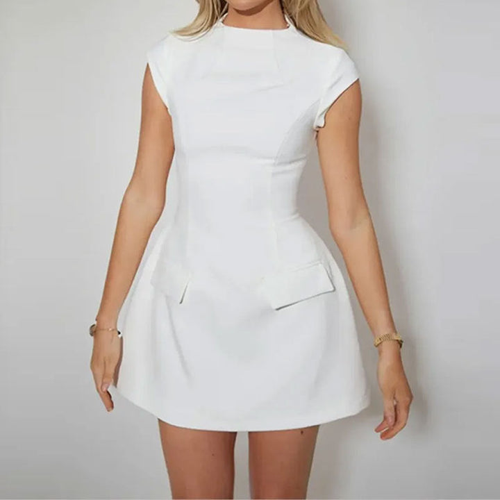 Damen Minikleid mit strukturiertem Oberteil und praktischen Taschen W&W Mode
