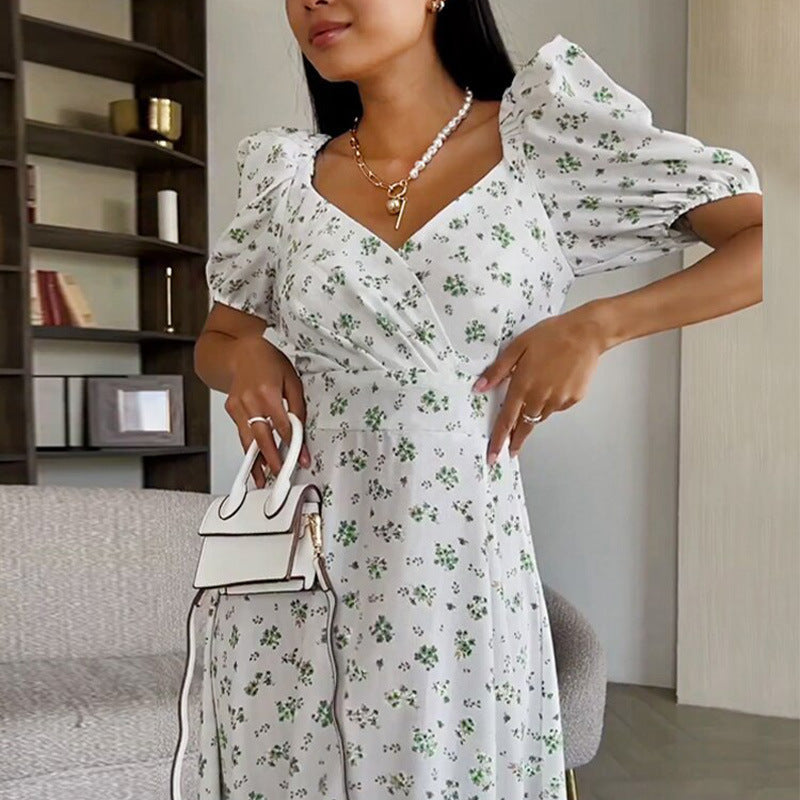 Damen Maxikleid mit Blumenmuster und voluminösen Ärmeln W&W Mode