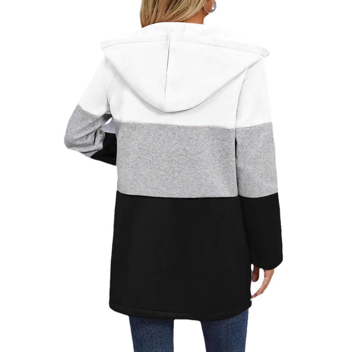 Damen Kapuzenjacke mit modernem Farbblockdesign und praktischen Reißverschlusstaschen W&W Mode