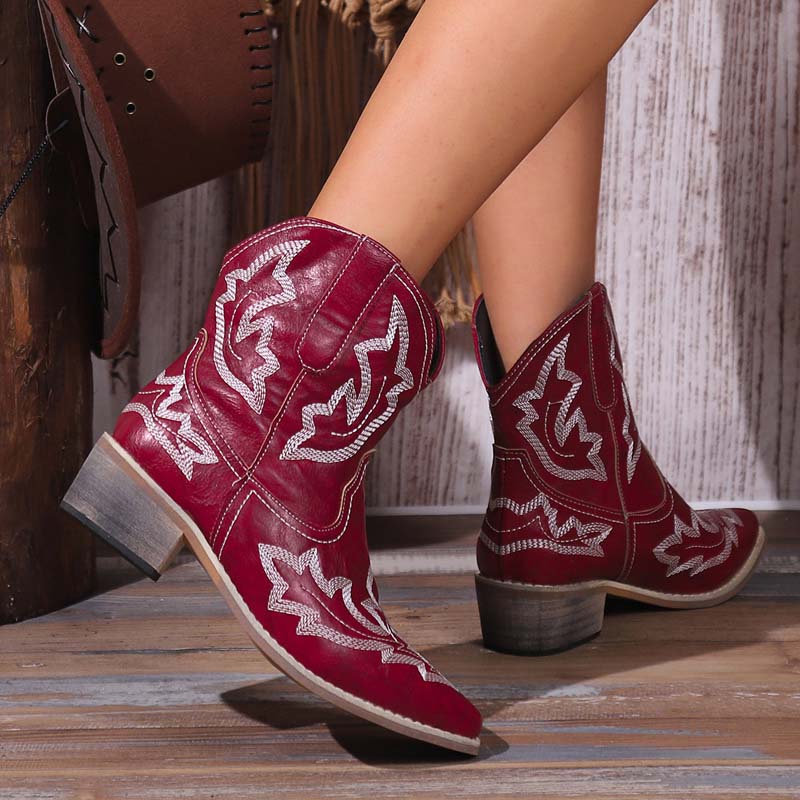 W&W Mode | Vintage Bestickte Stiefel