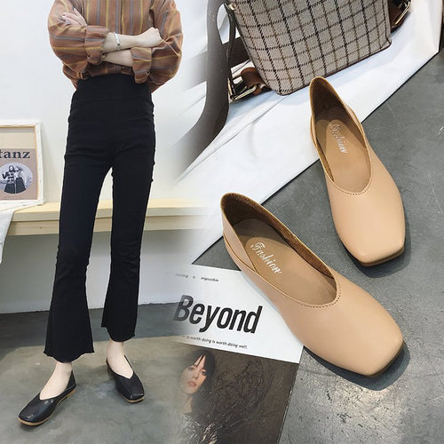 Damen Ballerinas mit zeitlosem V-Ausschnitt und flexibler Sohle W&W Mode