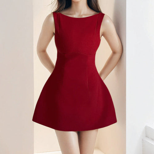 Damen Skaterkleid mit taillierter Silhouette und modischem Schnitt W&W Mode