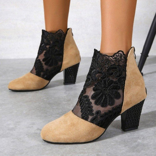 Damen Stiefeletten mit romantischem Spitzen-Obermaterial und komfortablem Blockabsatz W&W Mode