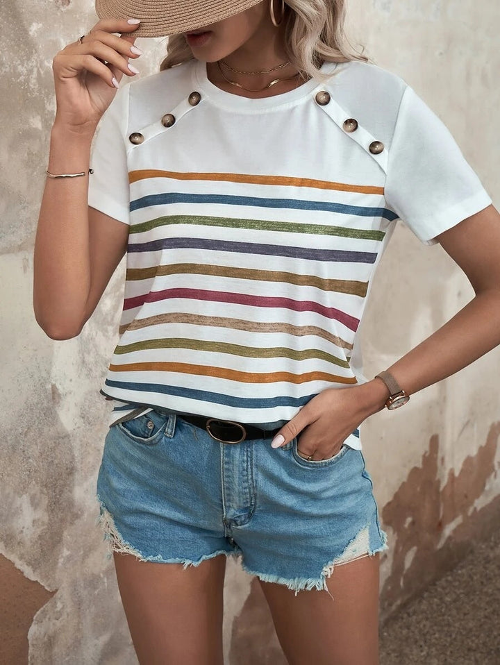 Damen gestreiftes T-Shirt mit modischen Knopfdetails und Rundhalsausschnitt W&W Mode