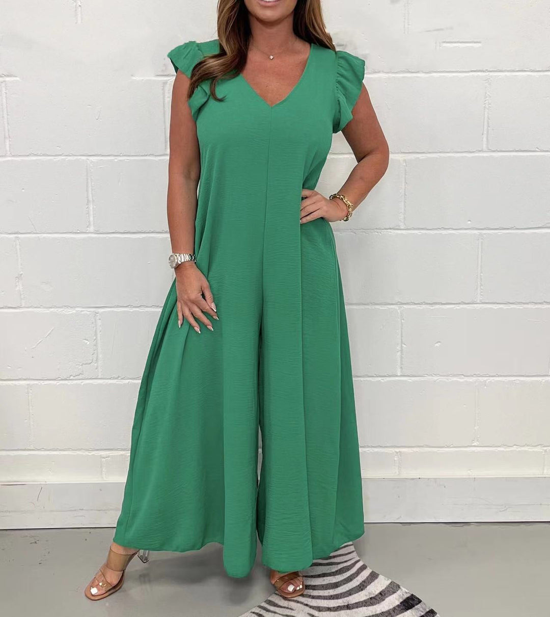 Damen gehobener Jumpsuit mit voluminösen Rüschenärmeln und V-Ausschnitt W&W Mode