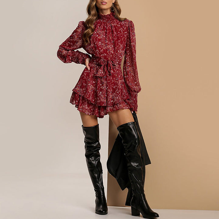 Damen Minikleid mit Rüschen-Details und hohem Kragen W&W Mode