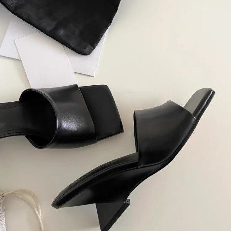 Damen Mules mit Metallic-Obermaterial und Blockabsatz
